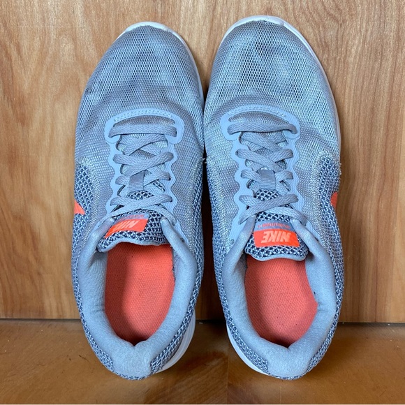 Womens 7.5 Nike Revolution 3 Athletic Shoes Gray Orange SEF1186 - Picture 5 of 8